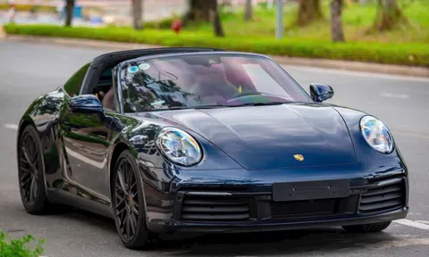 Xe mui trần Porsche 911 Targa chạy ‘siêu lướt’ 6.000 km rớt giá hơn 3 tỷ đồng