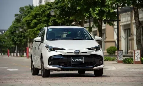 Toyota Vios thành công giành lại ngôi vương từ tay Hyundai Accent