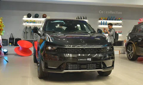 Lynk & Co 05 chốt giá 1,599 tỷ đồng: Động cơ mạnh hơn 254 mã lực, trang bị như xe sang