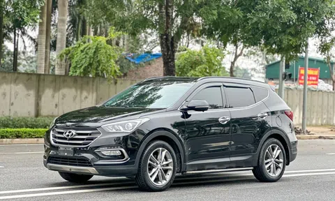 Hyundai Santa Fe cũ "bay" hơn nửa tỷ đồng sau 7 năm lăn bánh