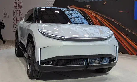 Sếp Toyota hé lộ lý do hãng khó có xe điện giá rẻ ở thời điểm hiện tại