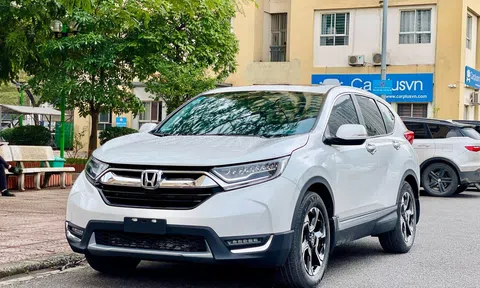 Lăn bánh 4 năm, Honda CR-V lên sàn xe cũ với mức giá rẻ không ngờ