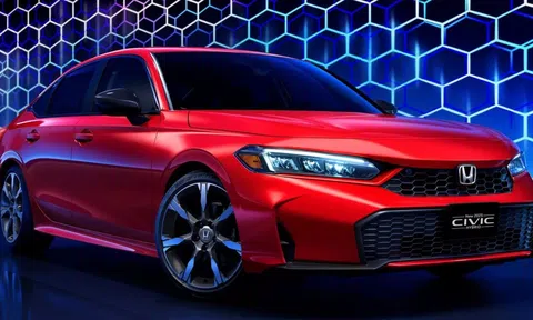 Honda Civic 2025 lộ diện, hứa hẹn nâng cấp toàn diện về trang bị và hệ truyền động