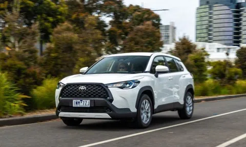 Toyota Corolla Cross 2024 ‘rục rịch’ ra mắt thị trường Việt trong quý 2/2024, bổ sung thêm trang bị