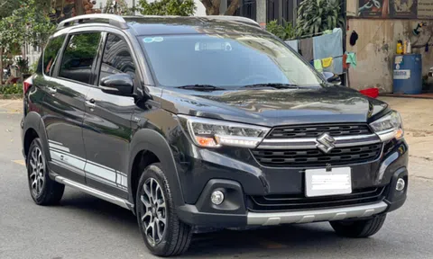 Ngỡ ngàng giá bán của xe 7 chỗ siêu tiết kiệm xăng Suzuki XL7 sau 4 năm lăn bánh