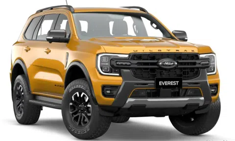 Ford Everest sắp có biến thể mới dành cho những tín đồ đam mê off-road?