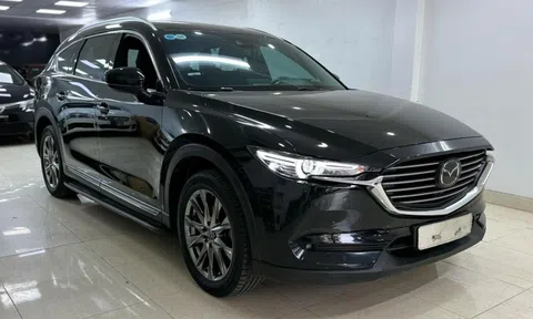 SUV 7 chỗ Mazda CX-8 xuống giá khó tin sau hơn 4 năm lăn bánh