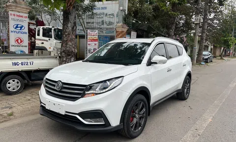 SUV ngang cỡ Honda CR-V giảm giá "sập sàn" đến gần 200 triệu đồng