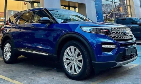 Xả hàng tồn kho, loạt xe đời 2022 được đại lý giảm giá "đậm sâu"