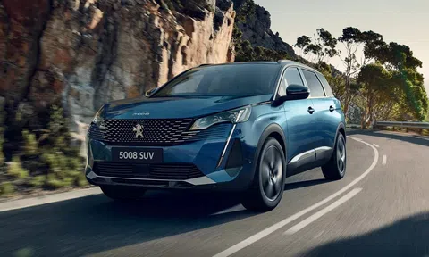 Peugeot E-5008 2024 "rục rịch" trình làng: Sử dụng nền tảng STLA, tầm hoạt động lên tới 700 km