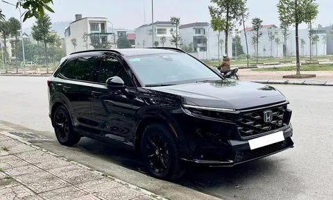 Honda CR-V 2024 'siêu lướt' mới chạy 2.500 km đã lên sàn xe cũ với giá rẻ không ngờ