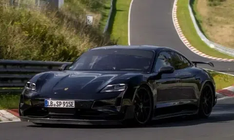 Porsche Taycan 2024 sẽ ra mắt trong vài ngày tới, tầm hoạt động tăng mạnh
