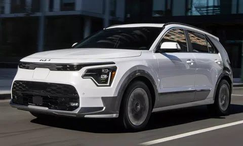 Kia triệu hồi hơn 1.200 ô tô điện do trục lái có thể bị gãy