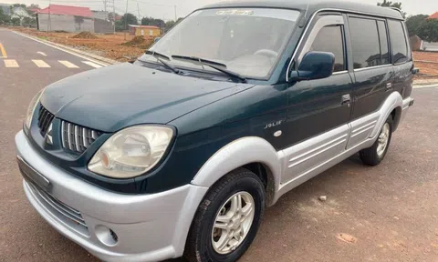 SUV 7 chỗ Mitsubishi Jolie rao bán với giá ngang Honda SH 125i sau gần 20 năm sử dụng