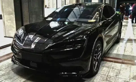 Thương hiệu ô tô sắp vào Việt Nam hé lộ YangWang U7 - sedan điện mạnh gần 1.300 mã lực