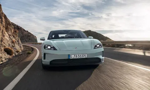 Porsche Taycan 2025 ra mắt: Mạnh tới hơn 900 mã lực, giá quy đổi từ 2,4 tỷ đồng