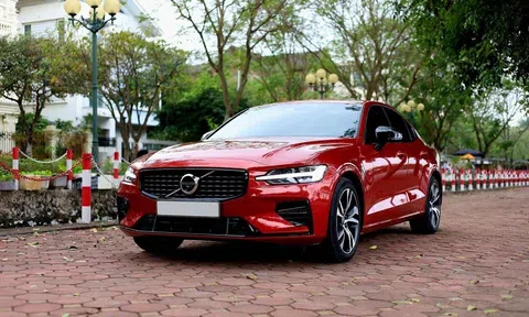 Sau 2 năm lăn bánh, Volvo S60 R-Design 'lướt' rao bán lại với giá ngang ngửa Toyota Camry