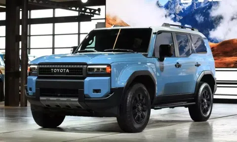 Toyota Land Cruiser Prado 2024 nhận đặt cọc tại Việt Nam, giao xe giữa năm nay