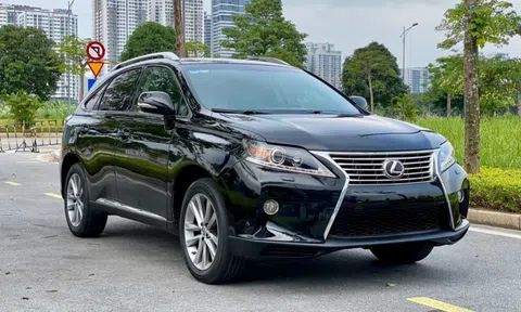 Lăn bánh hơn một thập kỷ, Lexus RX 350 cũ rớt giá tới hơn 2 tỷ đồng