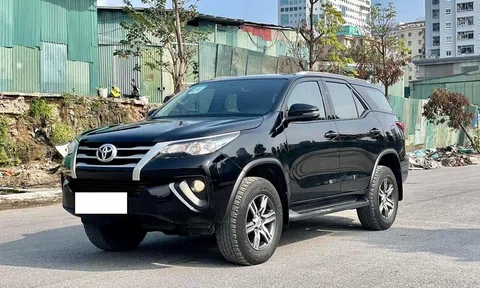 Sau 5 năm lăn bánh, Toyota Fortuner cũ rao bán lại với giá ngỡ ngàng