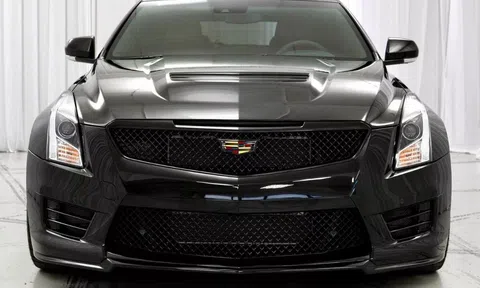 Quái thú Cadillac ATS-V của Tổng thống Mỹ Joe Biden sắp lên sàn đấu giá, nhiều chi tiết độc nhất vô nhị