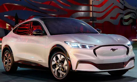 Ford thừa nhận mối đe dọa ‘khổng lồ’ từ ô tô điện Trung Quốc