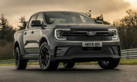 Ford Ranger trình làng phiên bản mới với diện mạo hầm hố và thể thao hơn