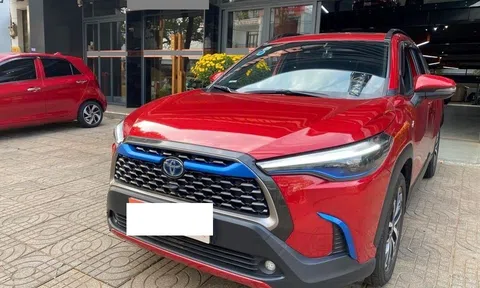 Lăn bánh 2 năm, Toyota Corolla Cross Hybrid 'lướt' rao bán lại với mức giá khó tin