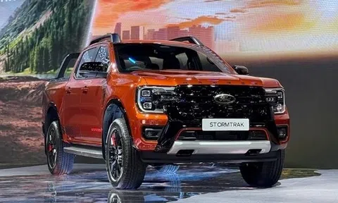 Ford Ranger Stormtrak sắp về Việt Nam tháng sau, thay thế bản Wildtrak?