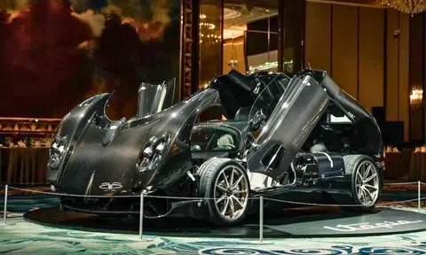 Siêu phẩm Pagani Utopia lần đầu tới Đông Nam Á, có tiền chưa chắc đã mua được