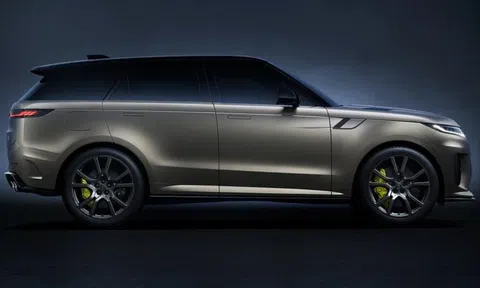 Sếp Land Rover báo ‘tin buồn’ cho những tín đồ ô tô yêu thích sự hầm hố