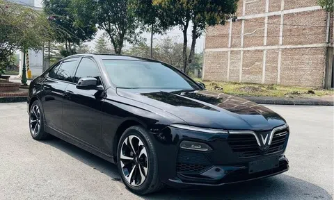 Sau 4 năm sử dụng, VinFast Lux A2.0 cũ xuống giá ngỡ ngàng