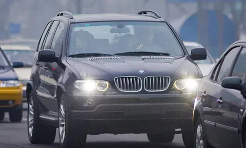 Sau Toyota, đến lượt BMW bị cáo buộc gian lận khí thải động cơ