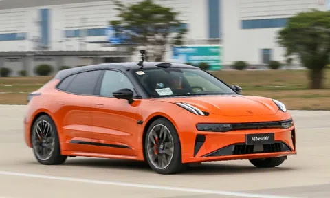 Ô tô điện Zeekr 001 2024 ra mắt: Nâng cấp ‘ồ ạt’ nhưng lại giảm giá bán