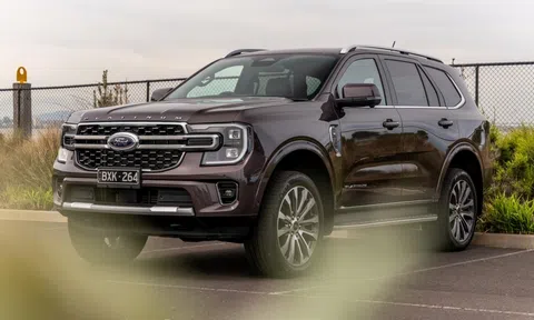 Ford Everest Platinum sắp bán tại Việt Nam lộ thông số chi tiết, giá dự kiến 1,7 tỷ đồng
