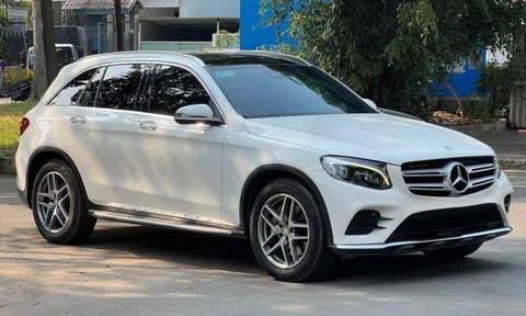 Sau 6 năm sử dụng, Mercedes-Benz GLC 300 bán lại với giá chỉ ngang Mazda CX-5 bản full
