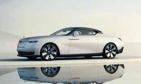 Chiêm ngưỡng Rolls-Royce Arcadia Droptail: Kiệt tác mui trần xa xỉ với màu trắng huyền ảo