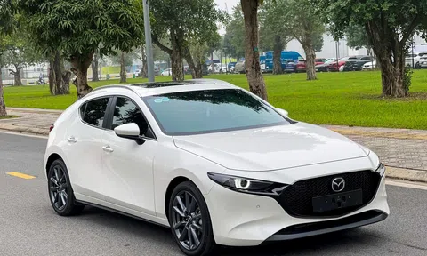 Mới chạy 3.000 km, Mazda3 'lướt' rớt giá khó tin trên sàn xe cũ