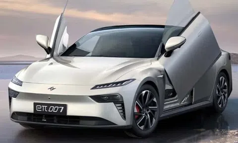 Sedan điện Dongfeng eπ 007 chốt lịch ra mắt, giá quy đổi từ 548 triệu đồng