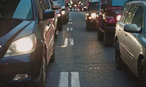 Hé lộ thời điểm chi phí xe điện rẻ hơn xe xăng?