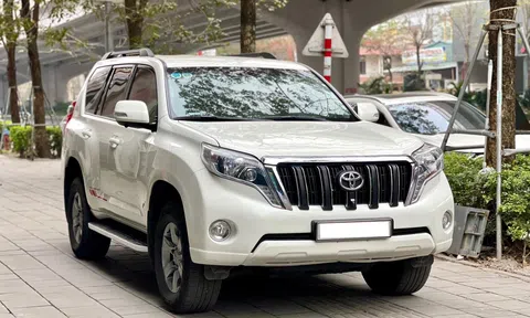 Lăn bánh gần một thập kỷ, Toyota Land Cruiser Prado cũ rớt giá tới hơn 1 tỷ đồng