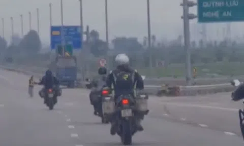Vào cuộc xử lý nhóm người điều khiển mô tô trên cao tốc Nghi Sơn - Diễn Châu