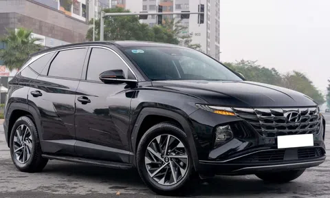 Hyundai Tucson lăn bánh chưa đầy 1 năm được rao bán với giá khó tin