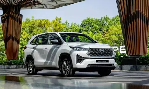 Phân khúc MPV tháng 02/2024: Toyota Innova Cross là điểm sáng duy nhất nhưng vẫn 'về bét'