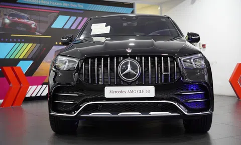 Mercedes-AMG GLE 53 Coupe được đại lý giảm giá 'đậm sâu' lên đến 1 tỷ đồng