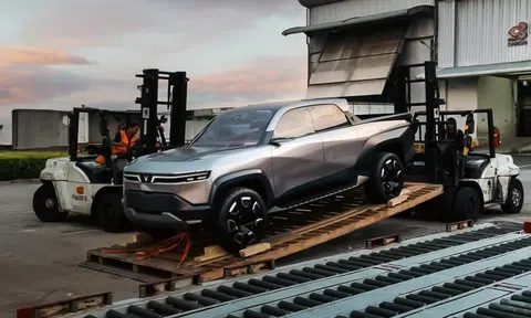 Lộ diện hình ảnh VinFast VF Wild cập cảng Thái Lan trước thềm ra mắt Đông Nam Á