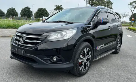 Honda CR-V lăn bánh 10 năm rao bán với giá ngang Hyundai i10