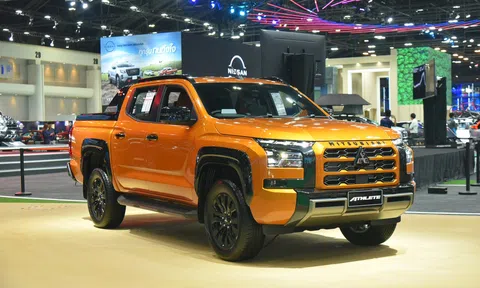 Xem ảnh thực tế của Mitsubishi Triton 2024 sắp bán tại Việt Nam, động cơ sánh ngang Ranger Wildtrak và Raptor