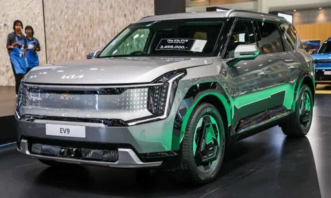 'Mục sở thị' Kia EV9 mới ra mắt Đông Nam Á: SUV điện 3 hàng ghế, tầm hoạt động 680 km