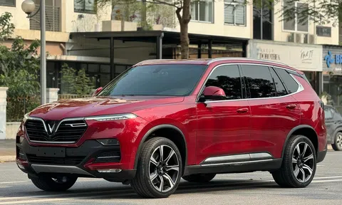 Sau 3 năm lăn bánh, VinFast Lux SA2.0 chạy lướt lên sàn xe cũ với giá rẻ ngỡ ngàng